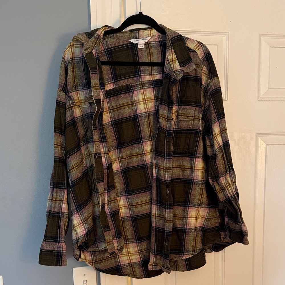 Old Navy Olive Green Plaid Button-Down Shirt with Pink and Cream Accents